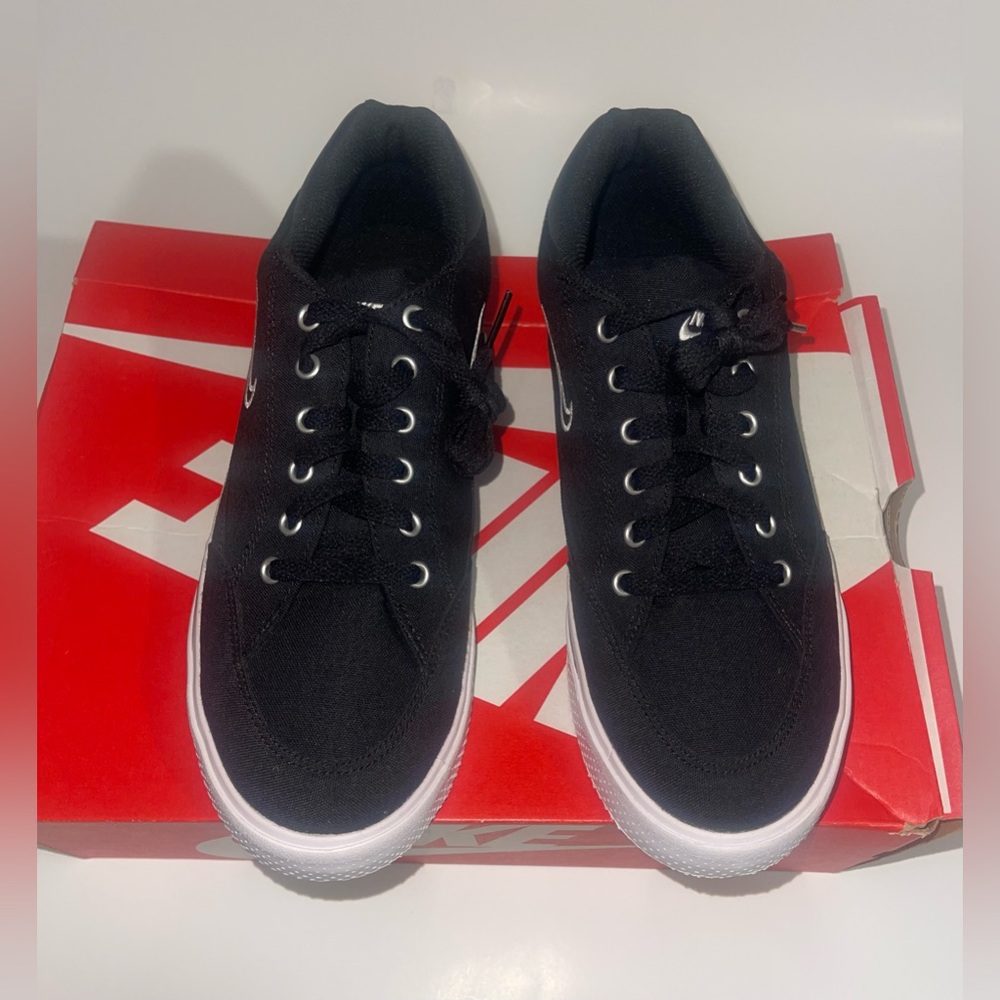 Nike Black Canvas Sneakers